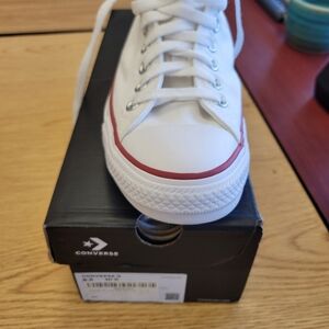Converse White and Red Sneakers M8.5 W10.5